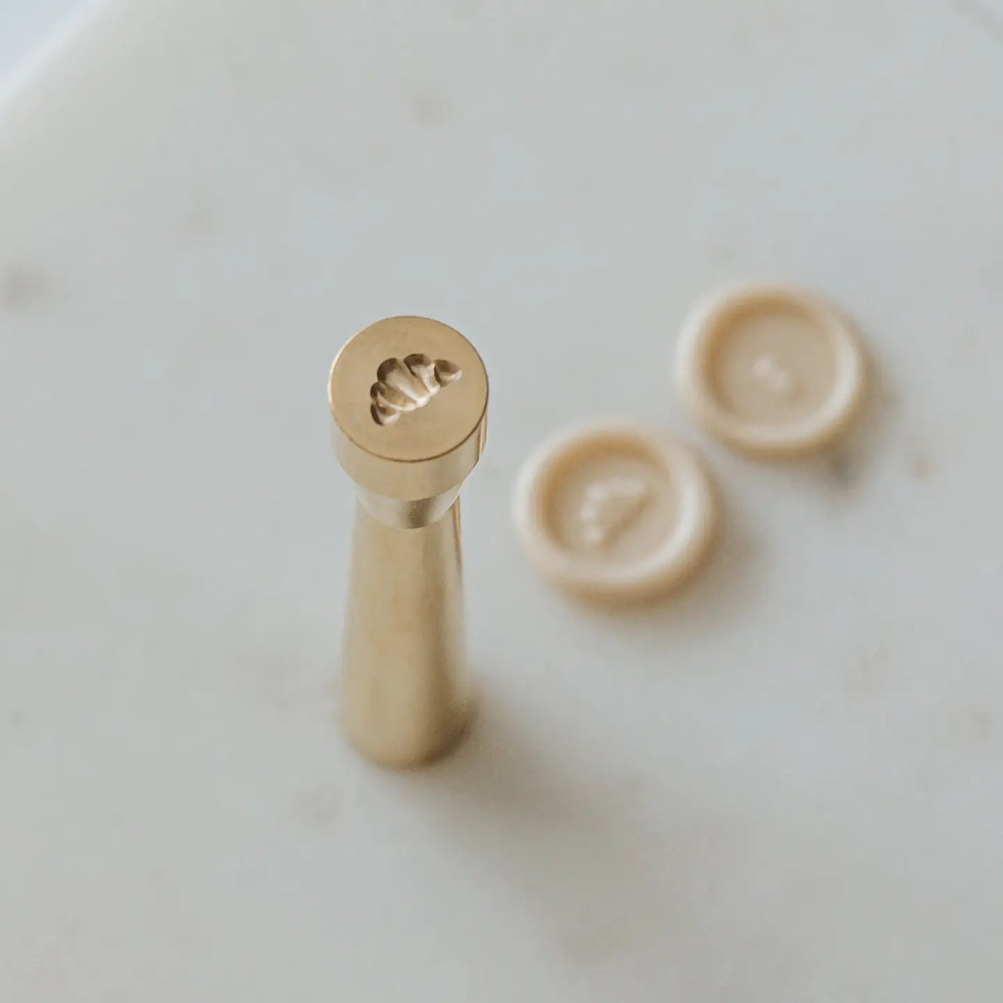 Written Word Calligraphy Mini Wax Seal - Cookies & Cream